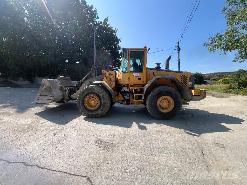 Volvo L 120 E Gumikerekes homlokrakodók