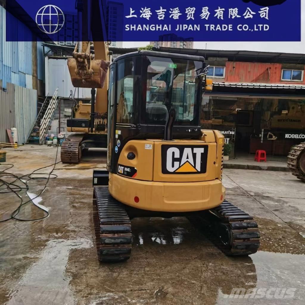 CAT 304 Mini kotrók < 7t