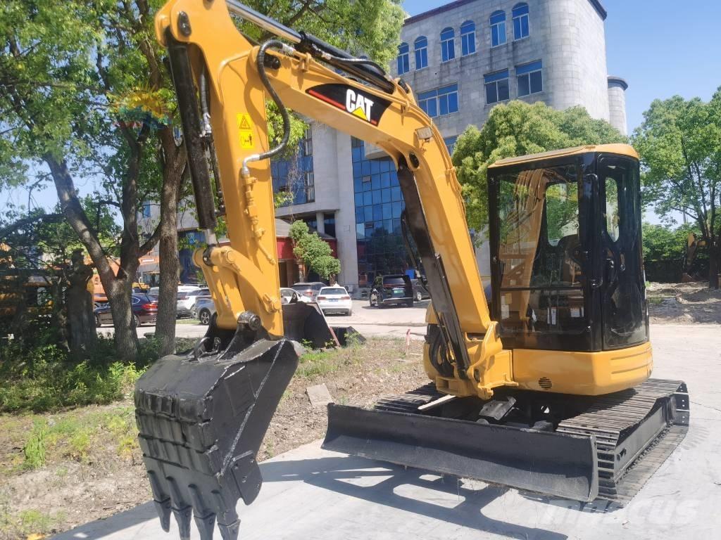 CAT 304 CR Mini kotrók < 7t