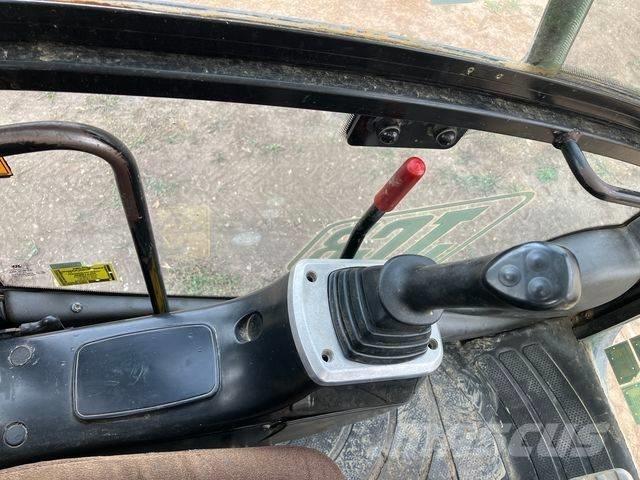 JCB JS 210 LC Lánctalpas kotrók