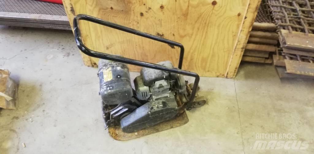 Wacker 1135 Tampers