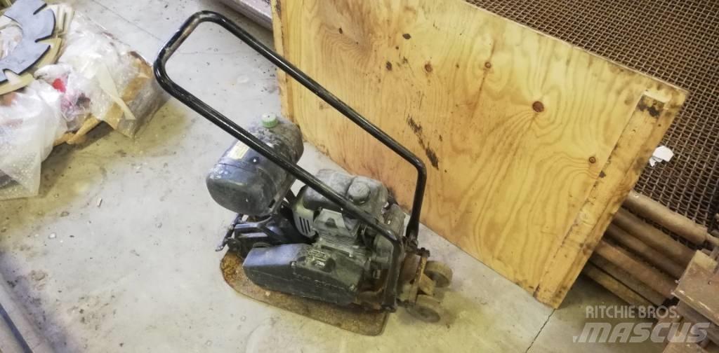 Wacker 1135 Tampers