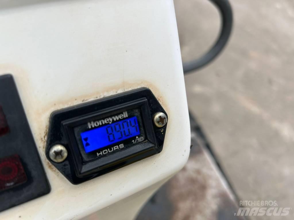 Bobcat E 10 Mini kotrók < 7t