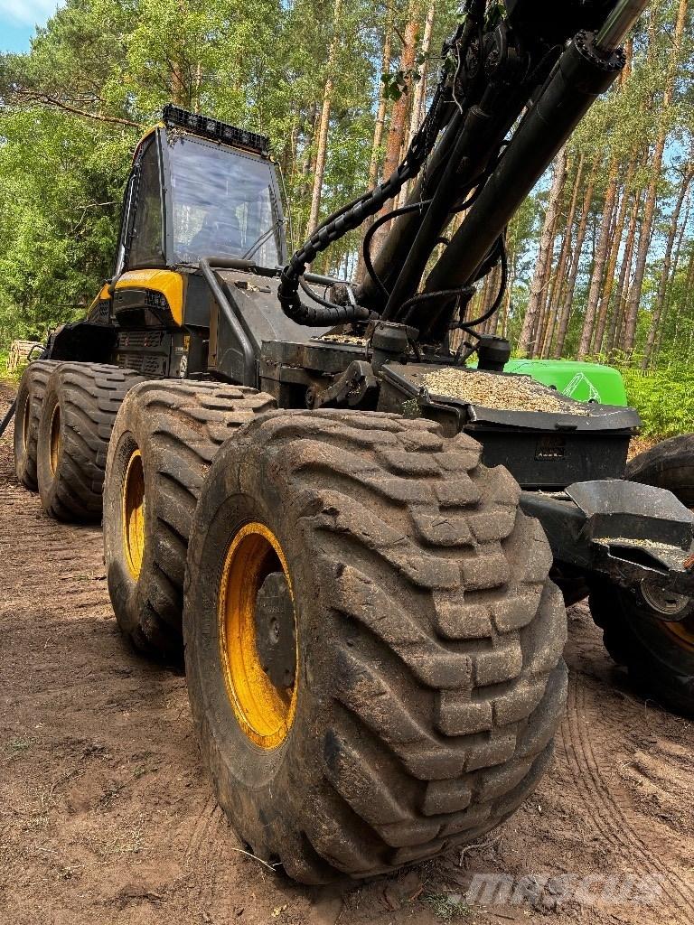 Ponsse Bear 8W Betakarítók