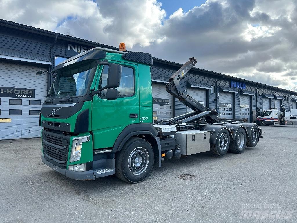 Volvo FM 420 8x2/4 Horgos rakodó teherautók