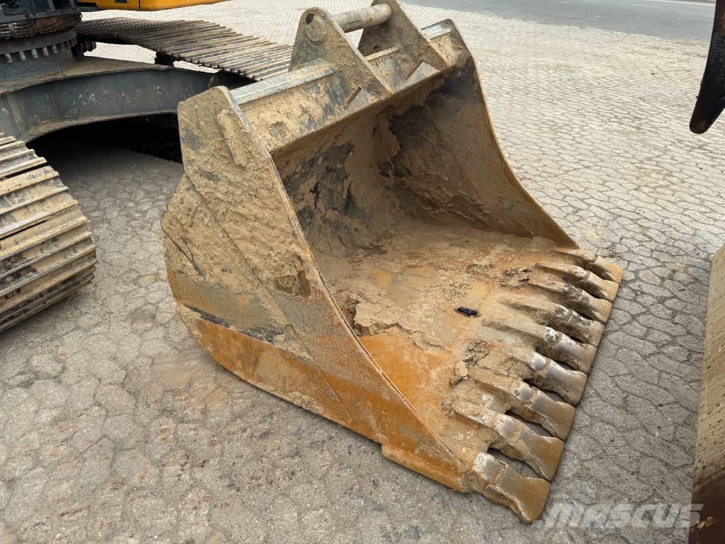 Liebherr R 926 LC Lánctalpas kotrók
