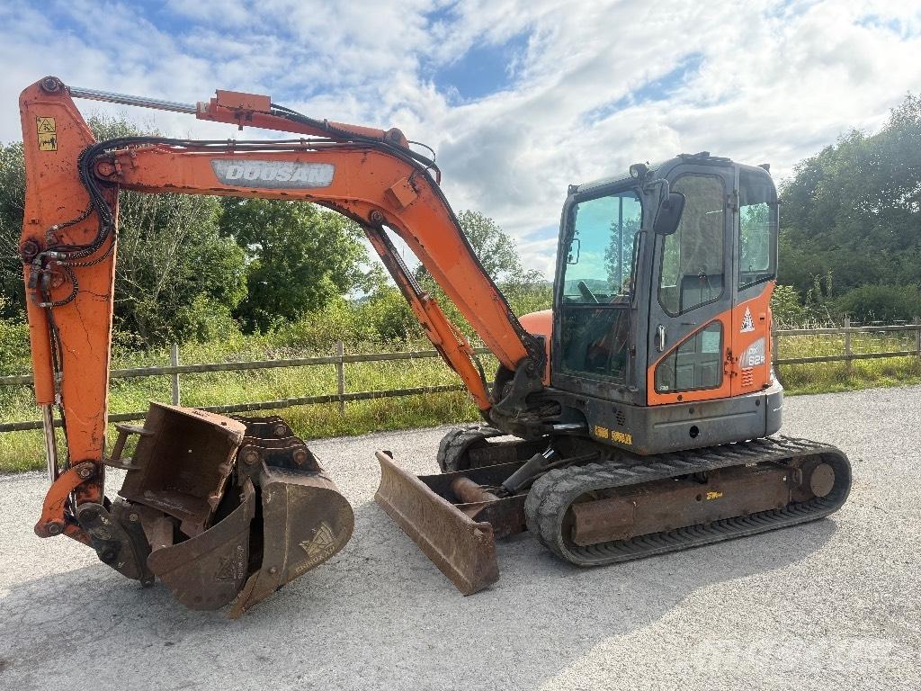 Doosan DX 62 R-3 Mini kotrók < 7t