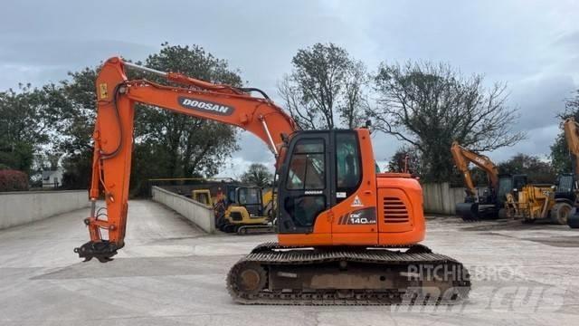 Doosan DX 140 Lánctalpas kotrók