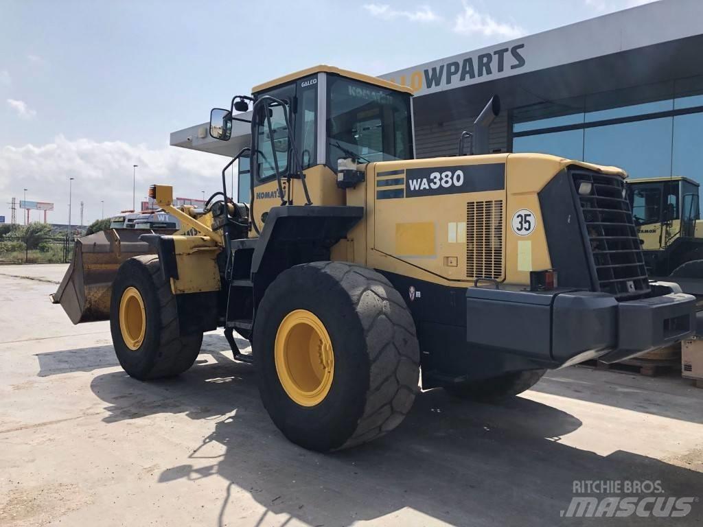 Komatsu WA 380-5H Gumikerekes homlokrakodók