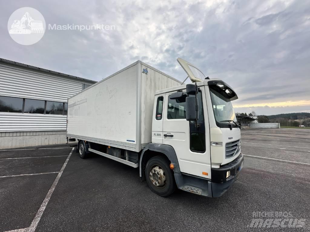 Volvo FL 612 Dobozos teherautók
