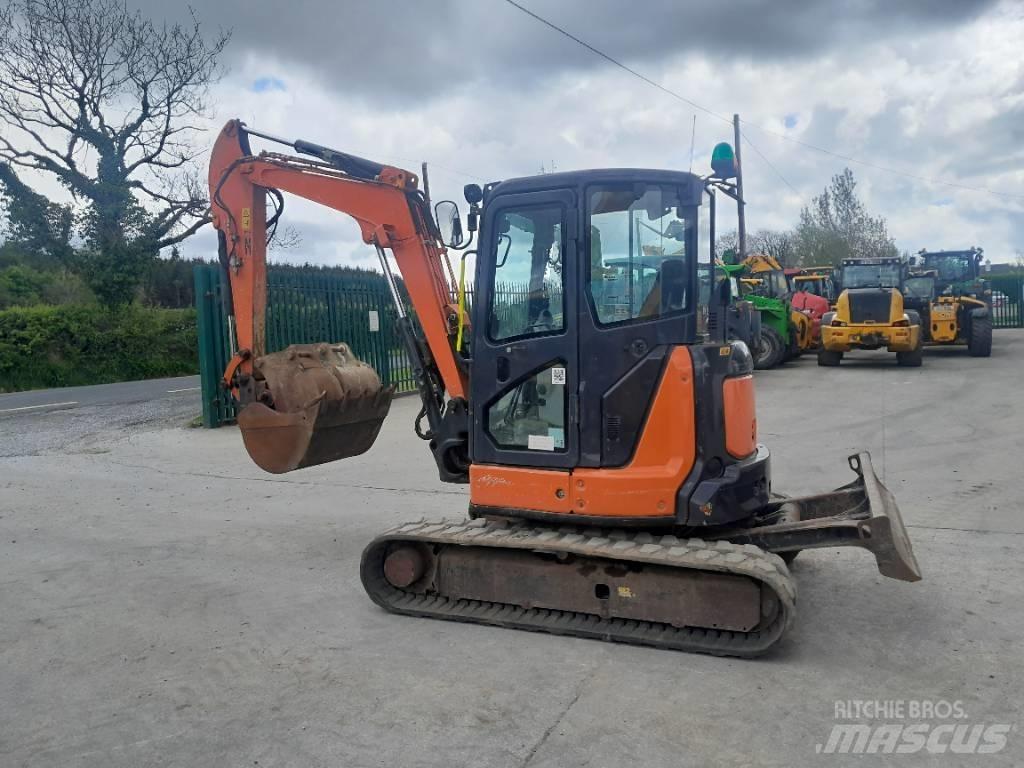 Hitachi ZX 40 Mini kotrók < 7t