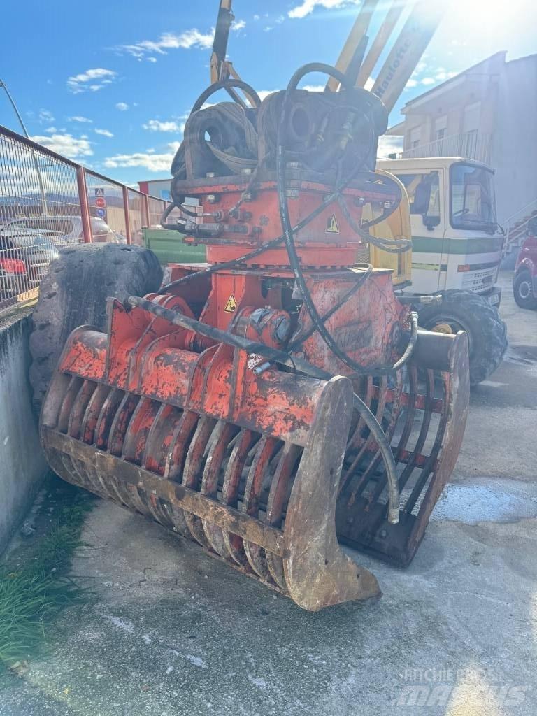 NPK D 3500 Markolók