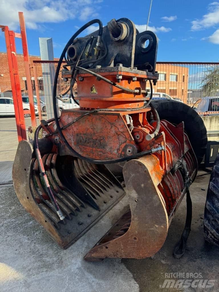 NPK D 3500 Markolók