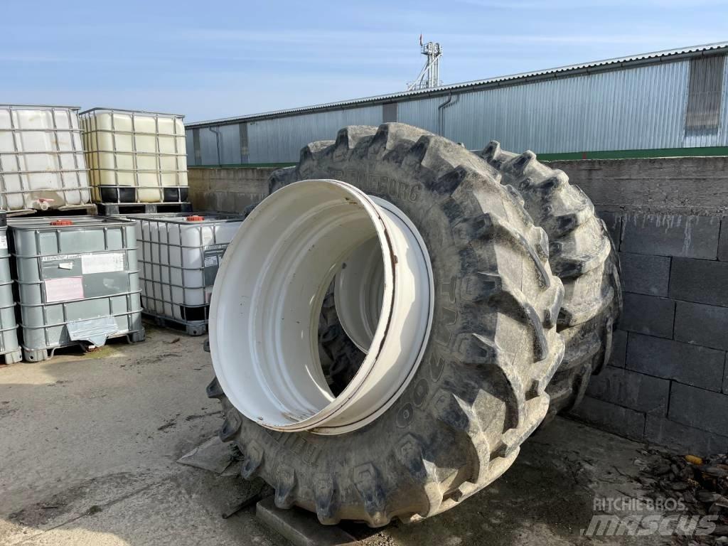 New Holland TM 190 Traktorok