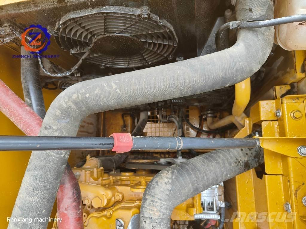 CAT 320 GC Lánctalpas kotrók