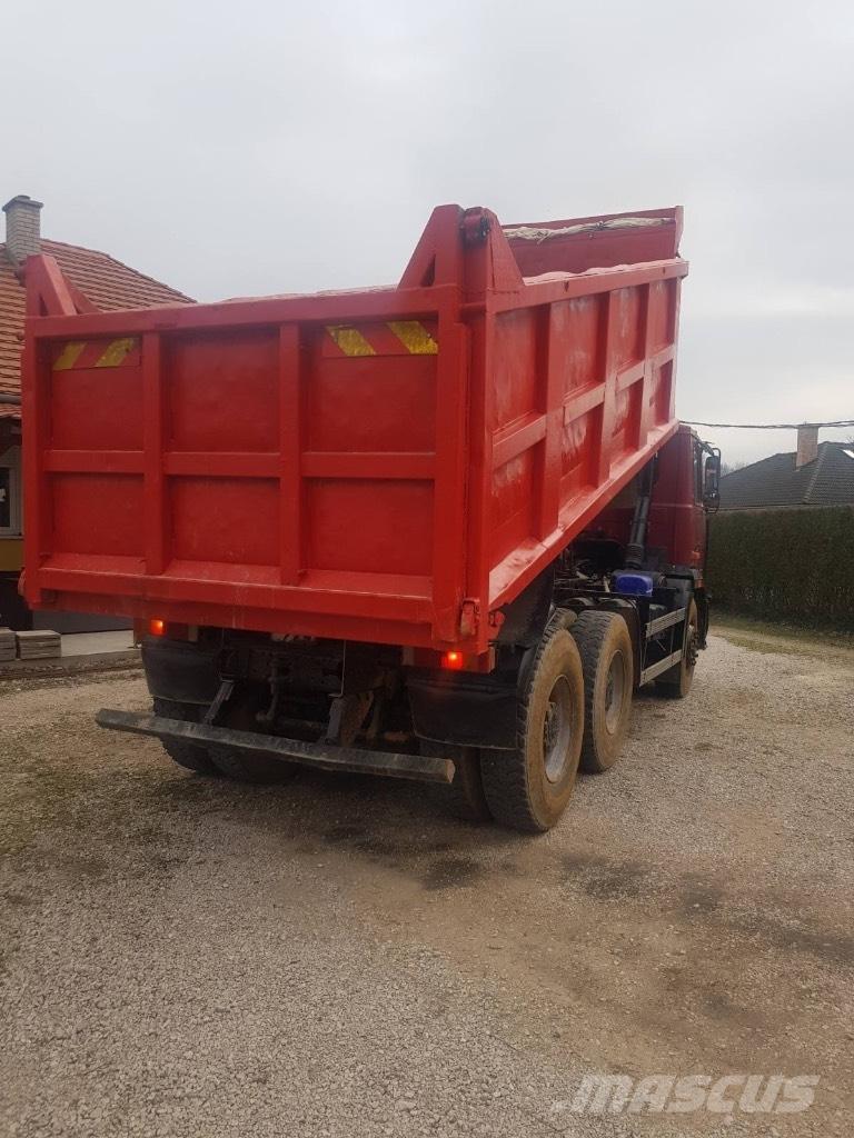 MAZ 551633 Billenő teherautók
