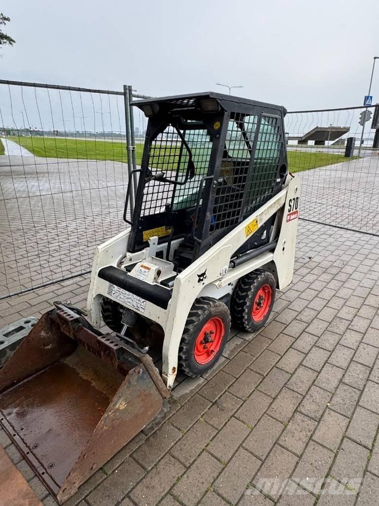 Bobcat S 70 Kompaktrakodók