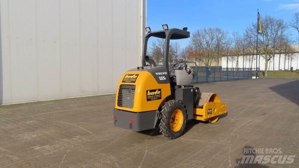 Volvo SD25D Egydobos hengerek