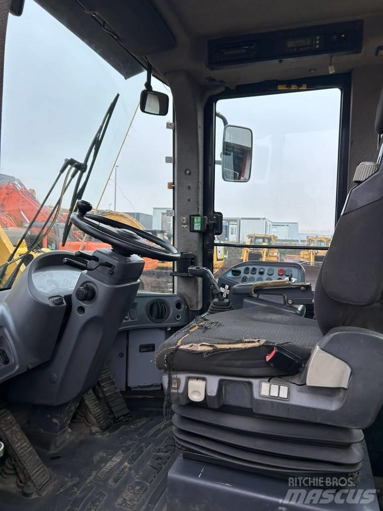 Komatsu WA 380-6 Gumikerekes homlokrakodók