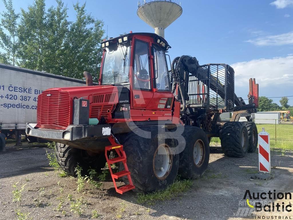 Komatsu 895 Kihordók