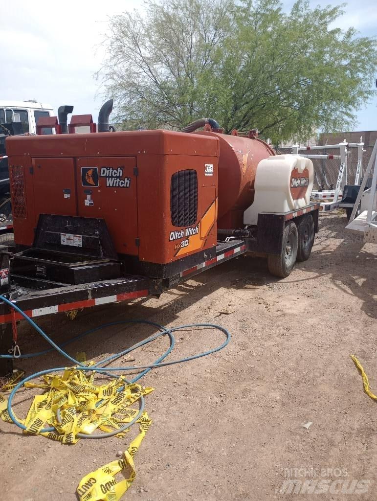 Ditch Witch HX30 Vac Fúró berendezés, tartozékok és alkatrészek