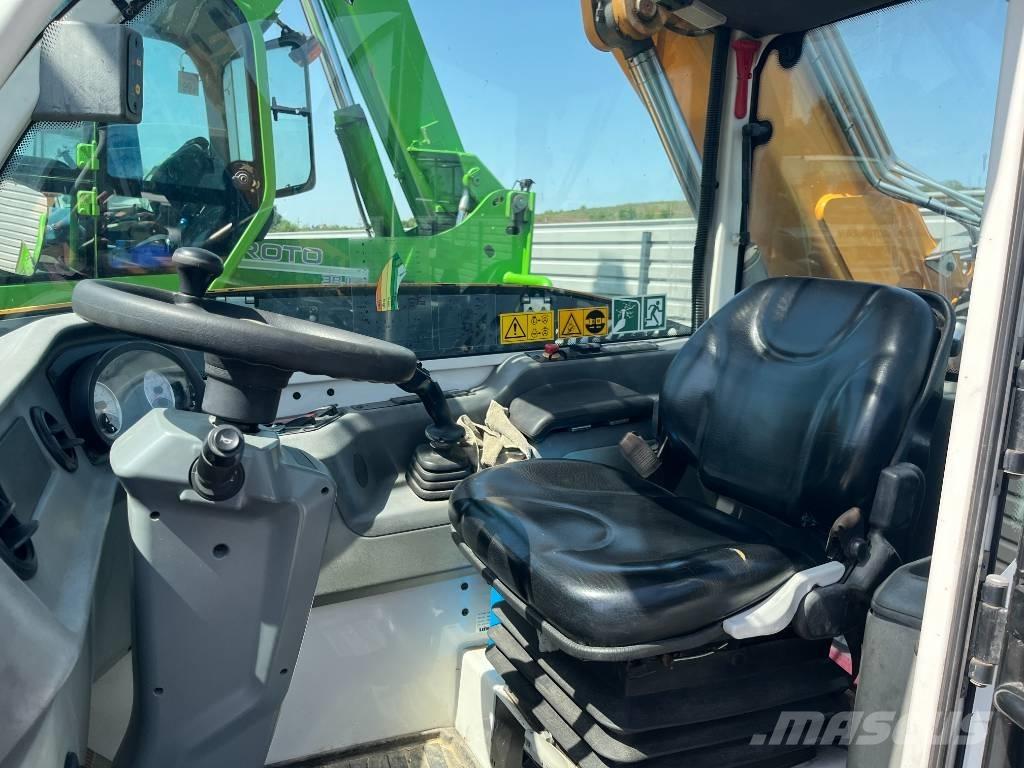 Liebherr T 36-7 Teleszkópos rakodók