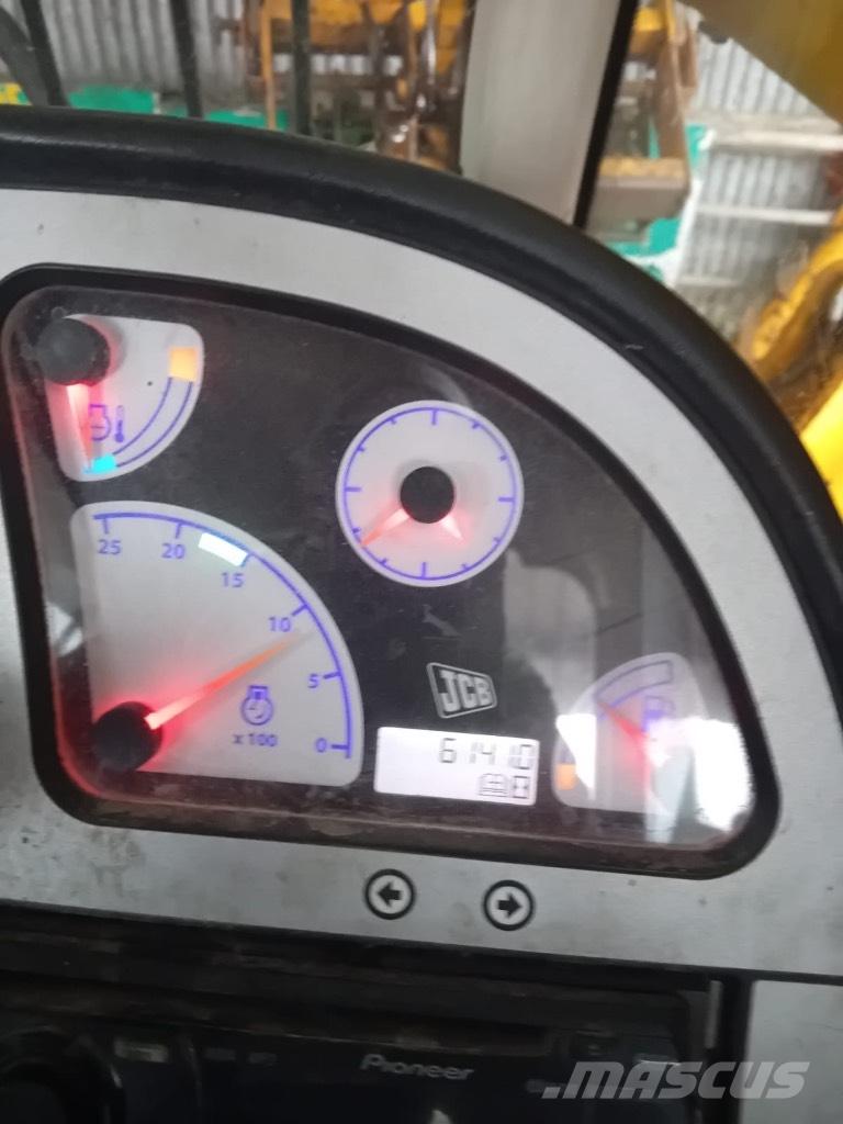 JCB 540-140 Teleszkópos rakodók