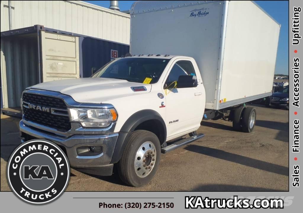 RAM 5500 SLT Dobozos teherautók
