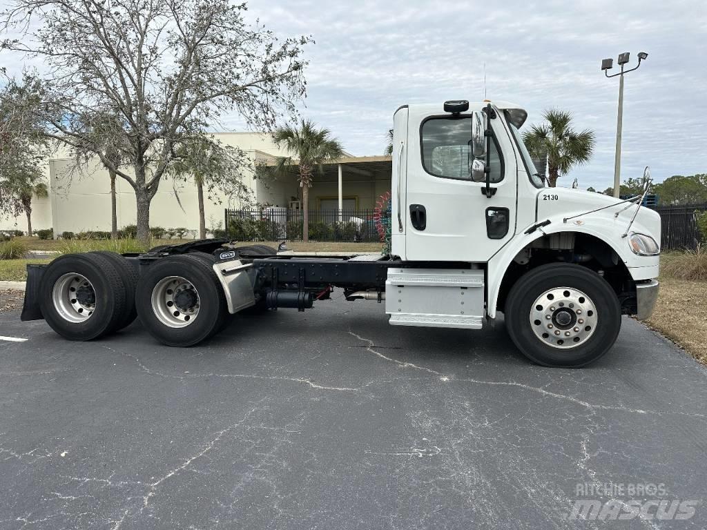 Freightliner M2 Italszállító tehergépkocsik