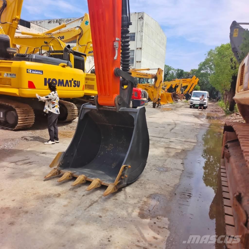 Doosan DX 225 LC Lánctalpas kotrók