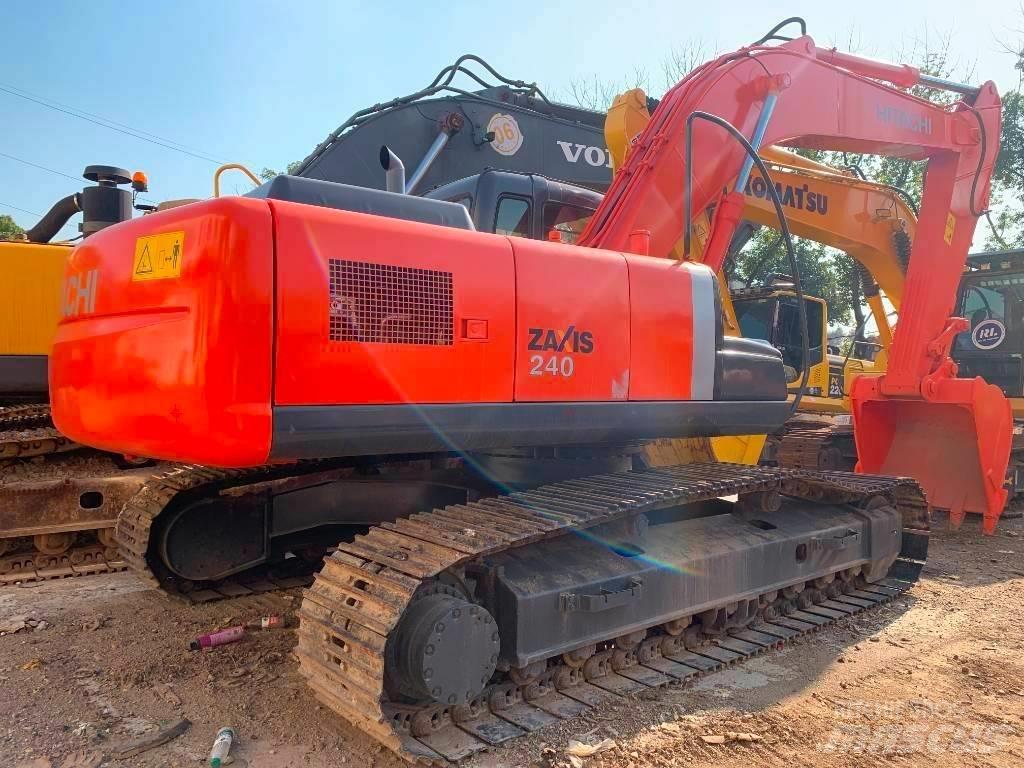 Hitachi Zaxis 240 Lánctalpas kotrók