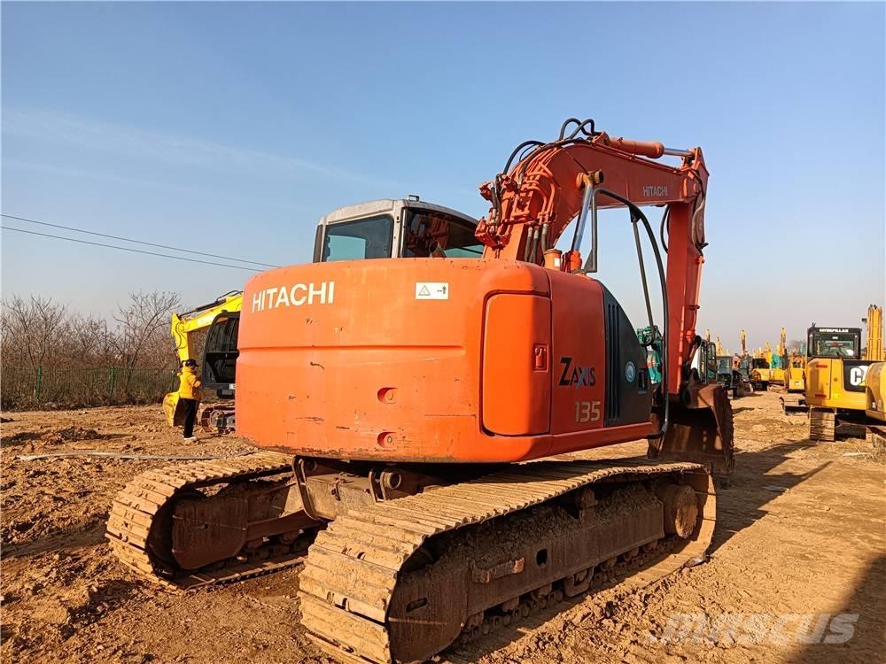 Hitachi ZX135US Lánctalpas kotrók