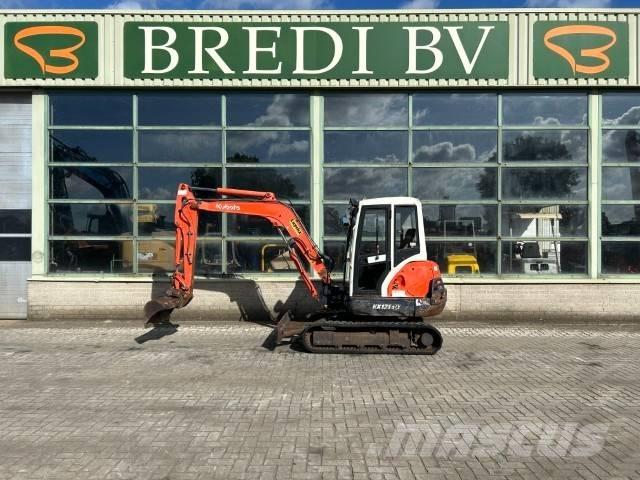 Kubota KX 121-3 Lánctalpas kotrók
