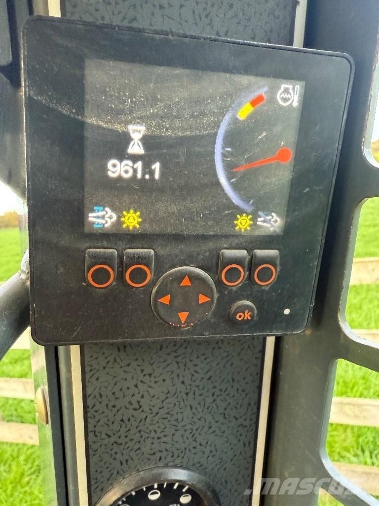 Gehl R 105 Kompaktrakodók