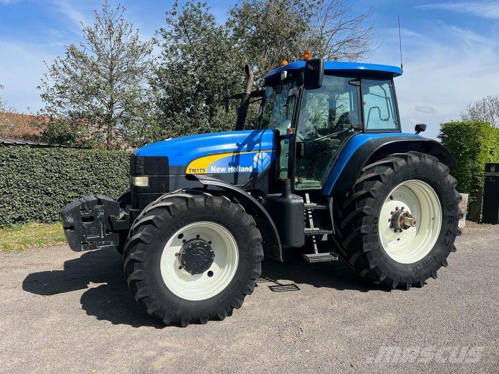 New Holland TM 175 Traktorok