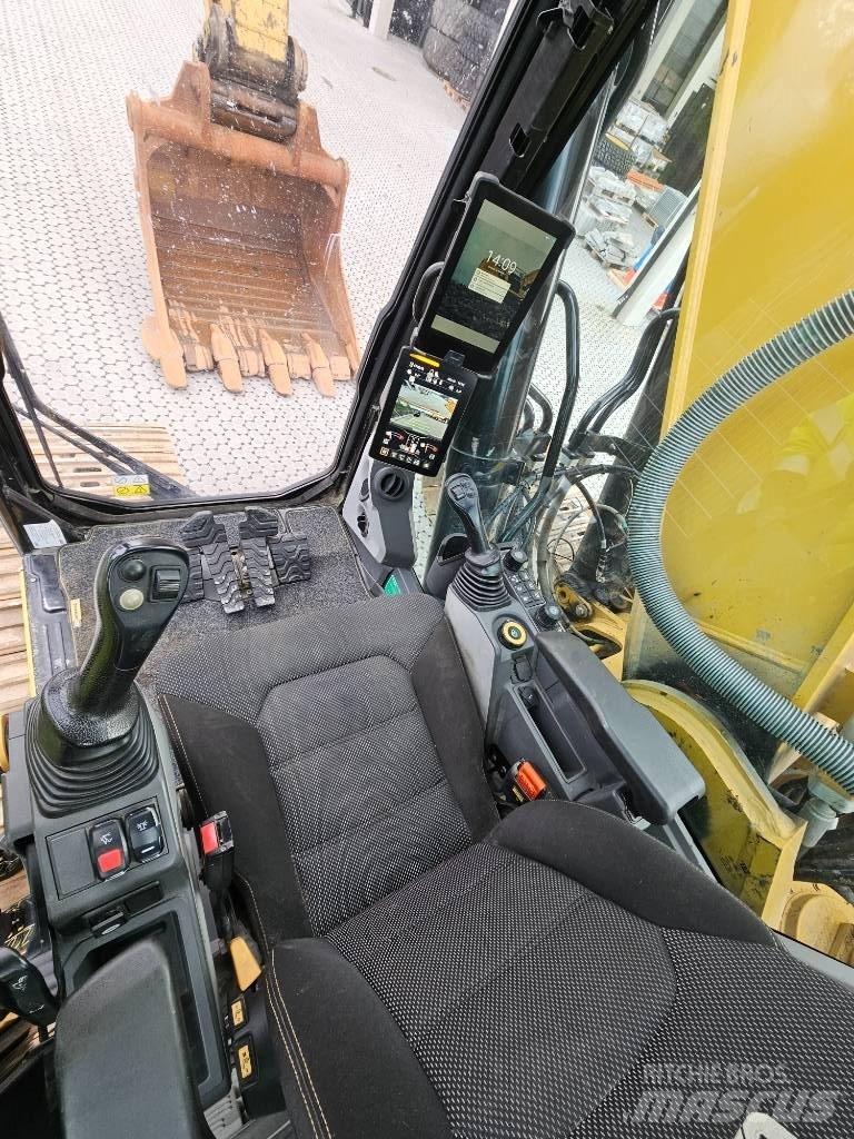 CAT 336 Lánctalpas kotrók
