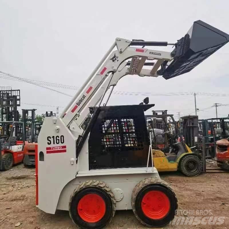 Bobcat S 160 Kompaktrakodók
