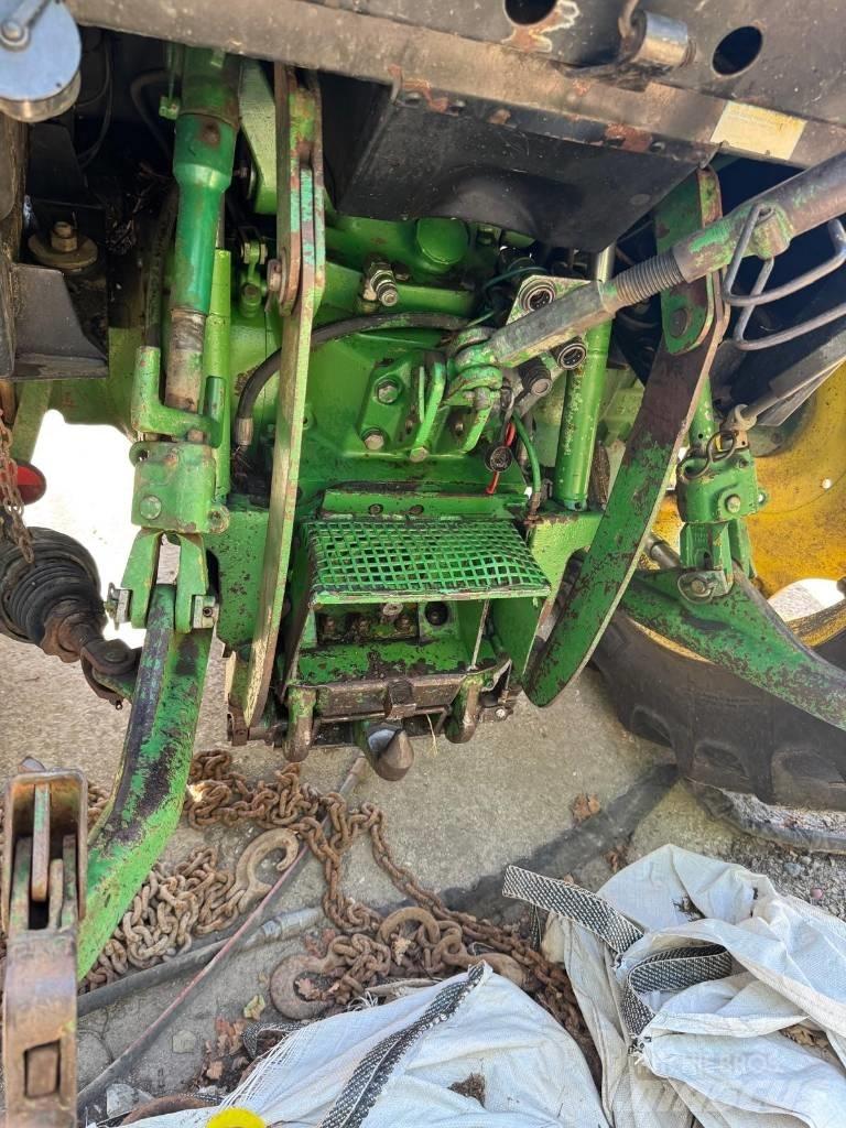 John Deere 2850 Traktorok