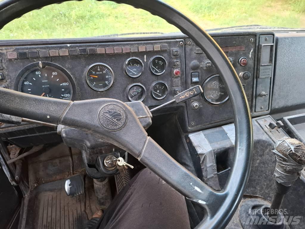 MAZ 551633 Billenő teherautók
