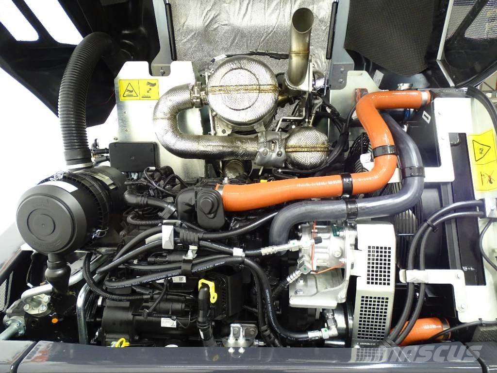 Yanmar V 120-5 Gumikerekes homlokrakodók