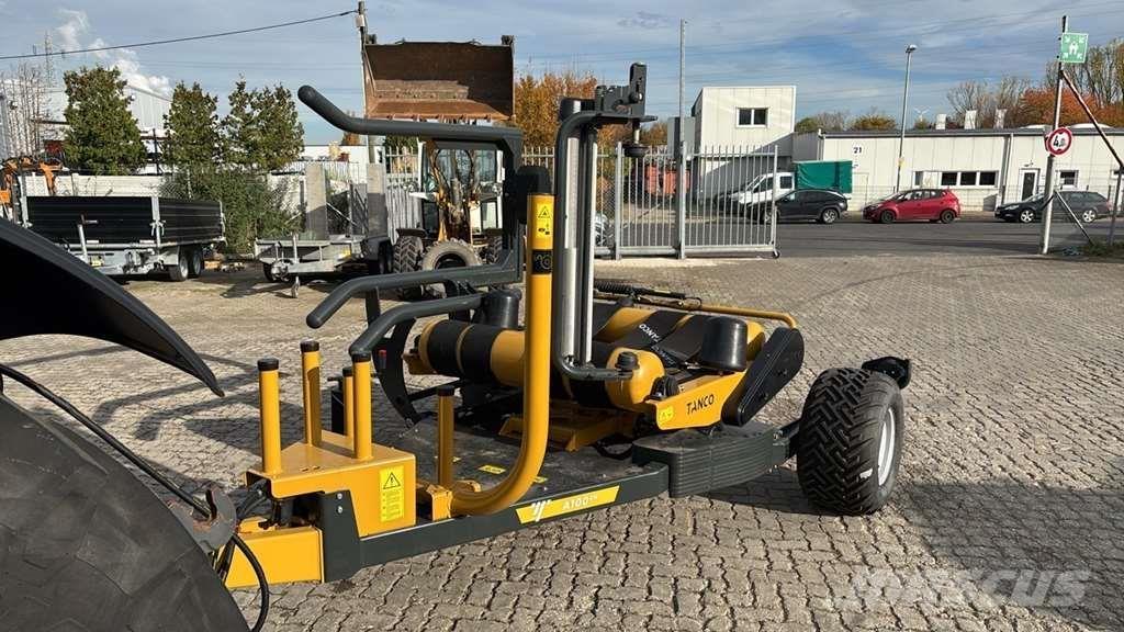 Tanco A100-EH Szecskázók