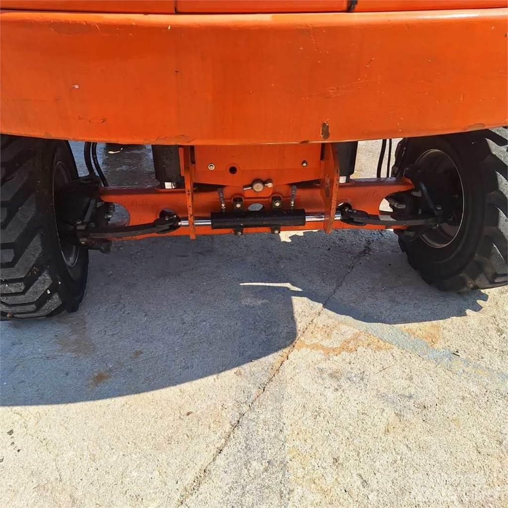 JLG 460SJ Teleszkópos emelők
