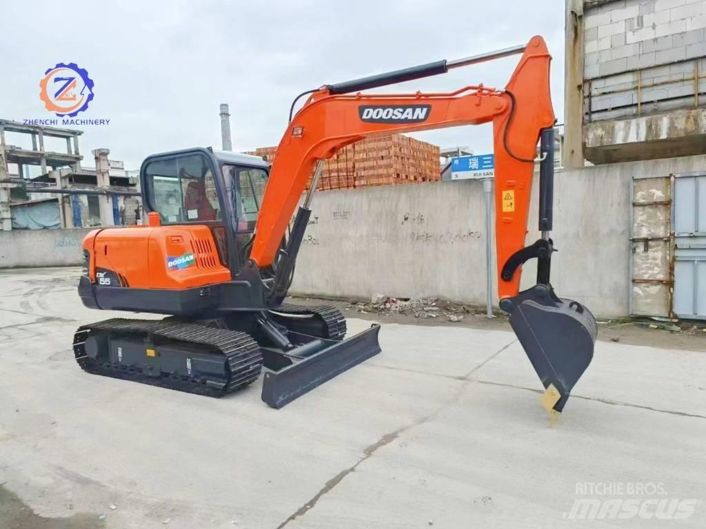 Doosan DX 55 Mini kotrók < 7t
