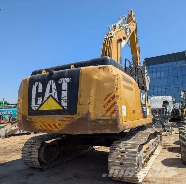 CAT 330 Lánctalpas kotrók