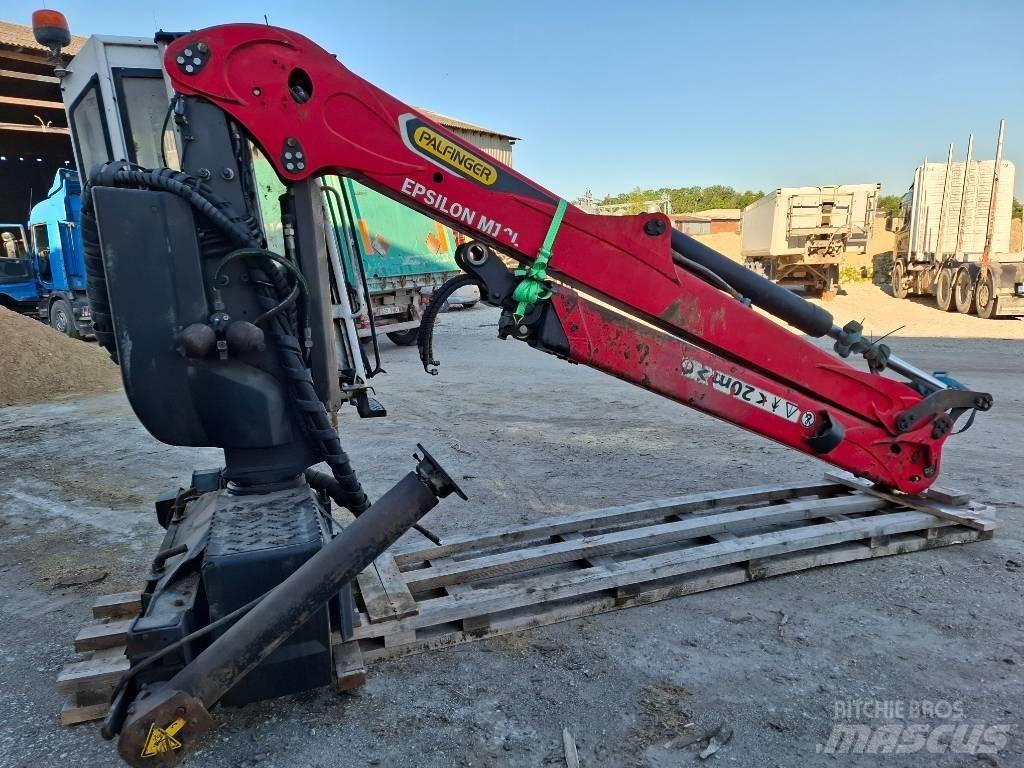 Epsilon M 12 L Erdészeti daruk