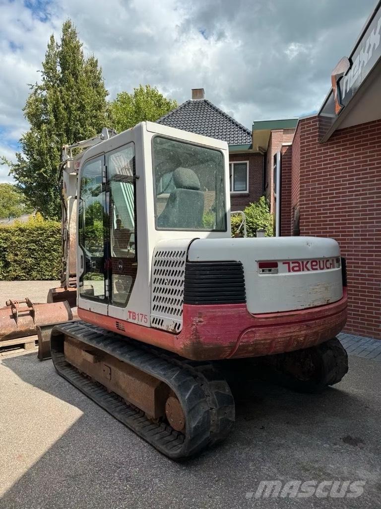 Takeuchi TB 175 Lánctalpas kotrók