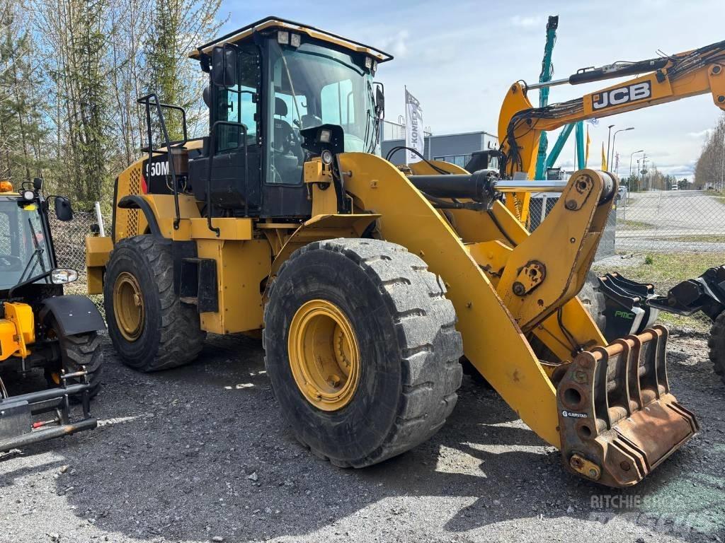 CAT 950M Gumikerekes homlokrakodók
