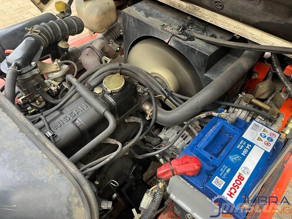 Nissan APJ02A25PU Gázüzemű targoncák