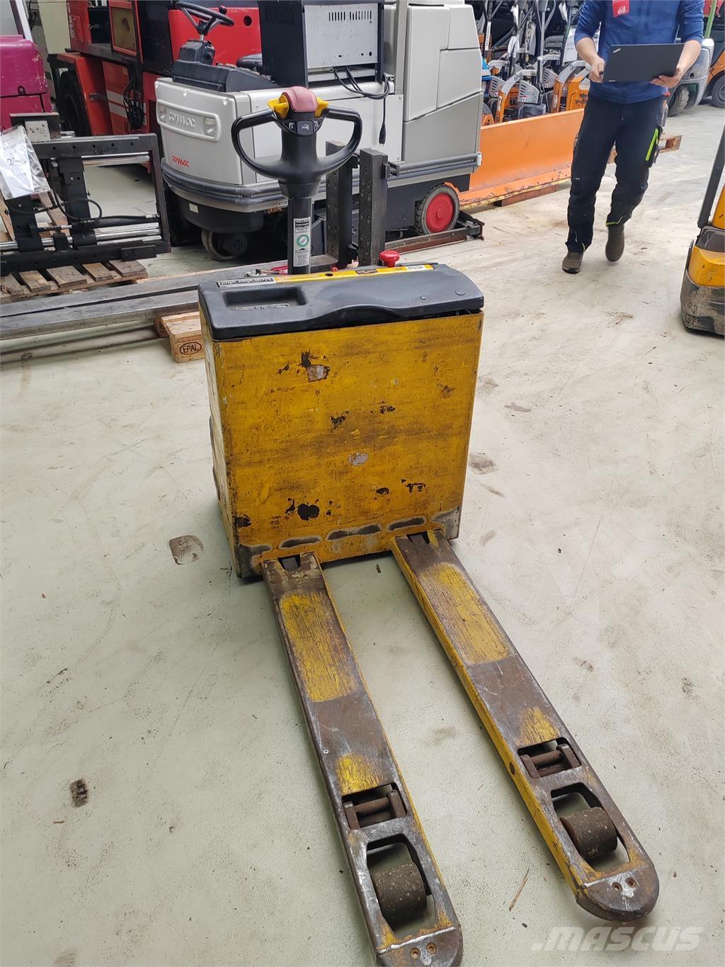 OM TL 18 Gyalogkíséretű targonca