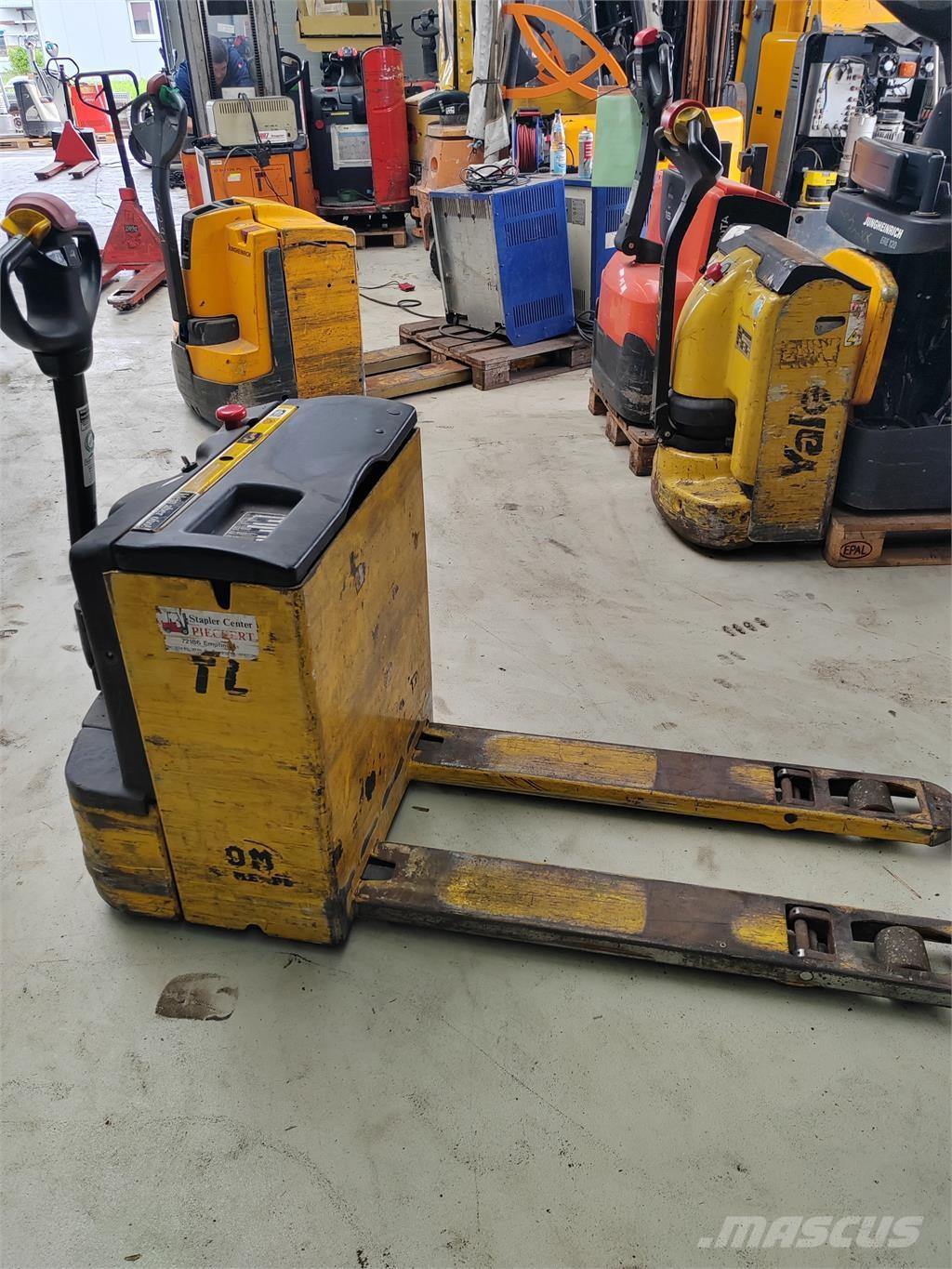 OM TL 18 Gyalogkíséretű targonca